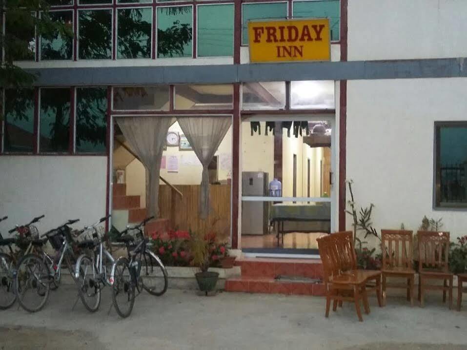 ניאונגשווה Friday Inn מראה חיצוני תמונה